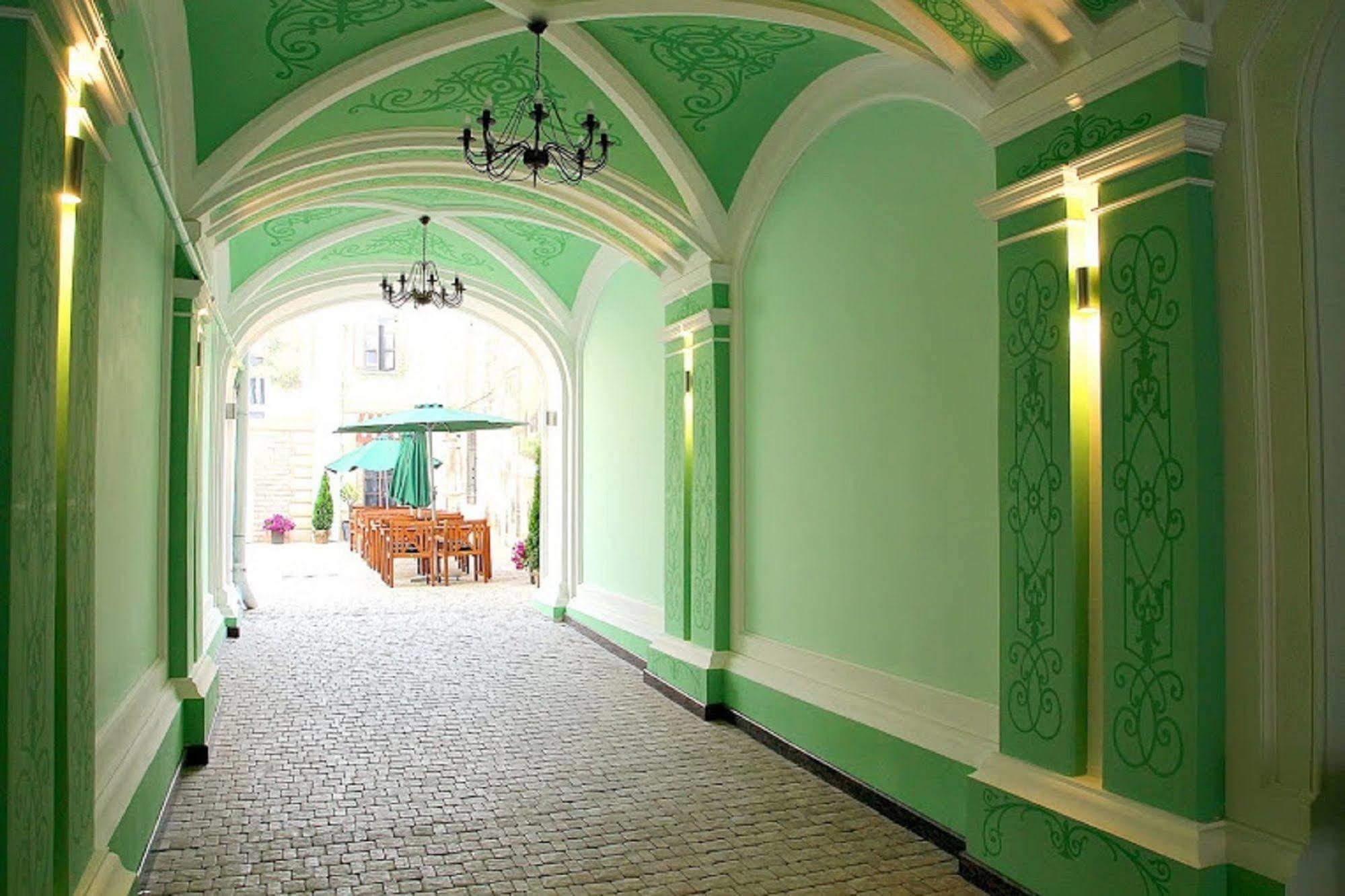 Vintage Hotel Odessa Esterno foto