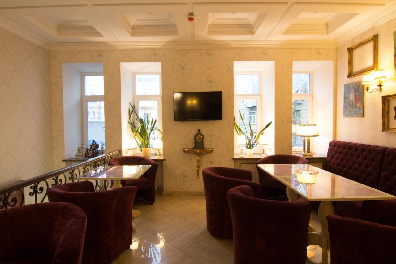Vintage Hotel Odessa Esterno foto